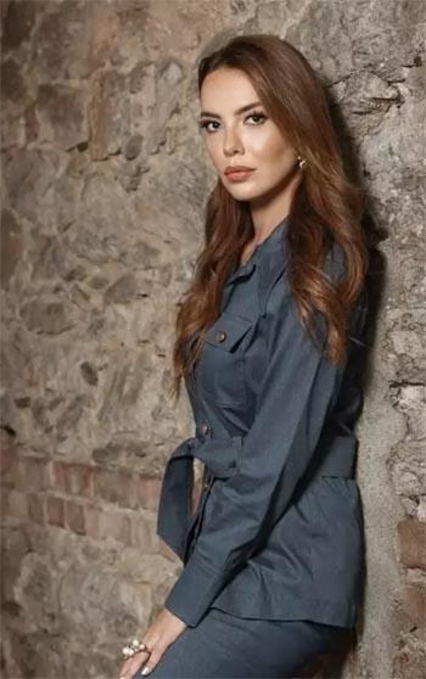 Selen Soyder özel hayatına dair konuştu: 'Dünyanın en iyi üvey babasıyla büyüdüm'