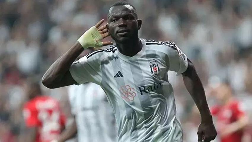 Beşiktaş - Pendikspor maçında iptal edilen gol ve penaltı kararı! Top çizgiyi geçti mi?