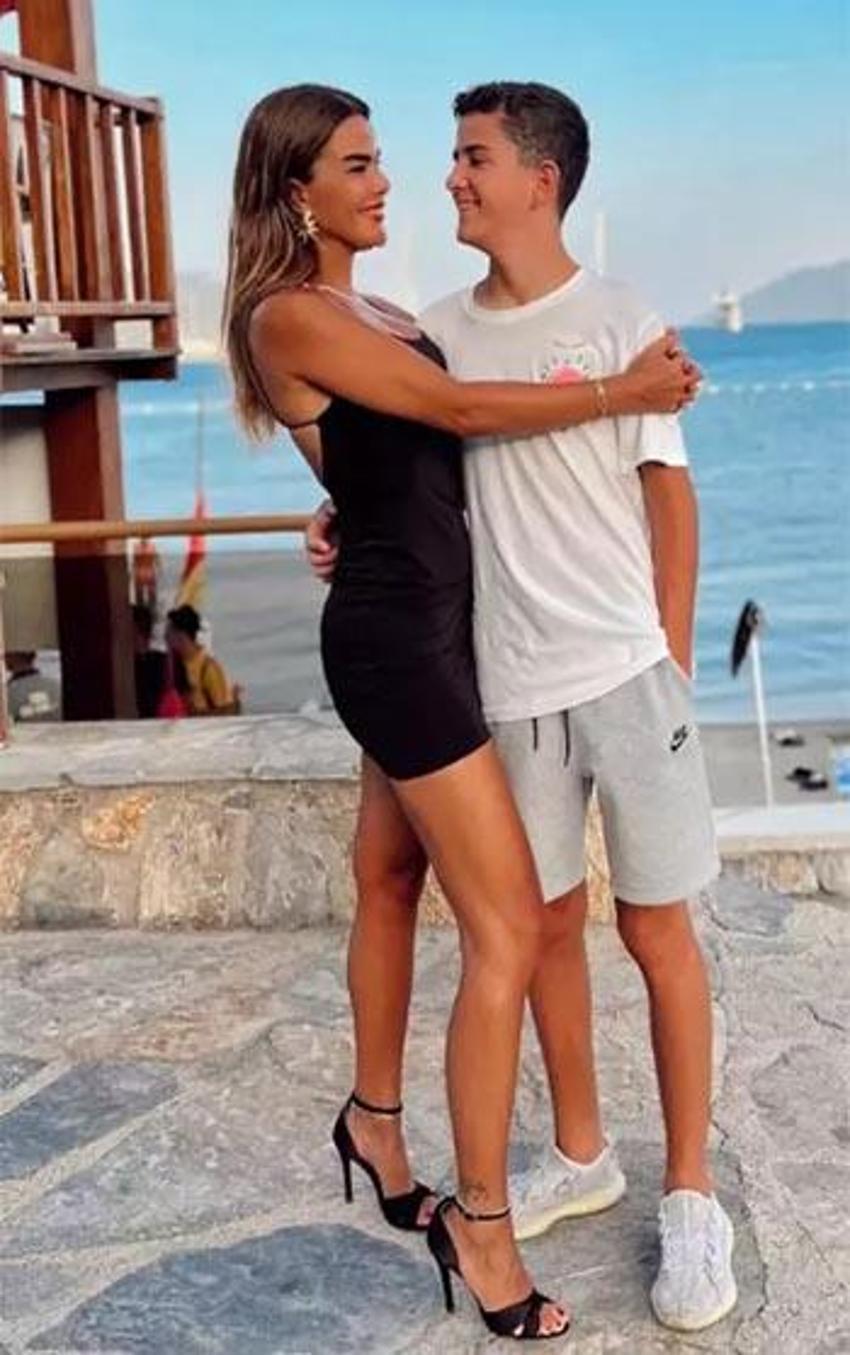 Özlem Yıldız'dan tektaş açıklaması geldi! 