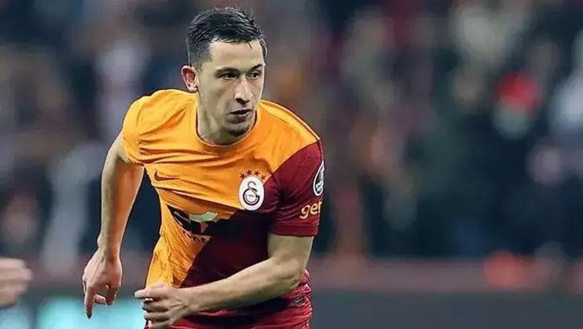 Transferde Galatasaray Ziyech'den sonra bir bomba daha patlatıyor! Londra'dan orta sahaya takviye...