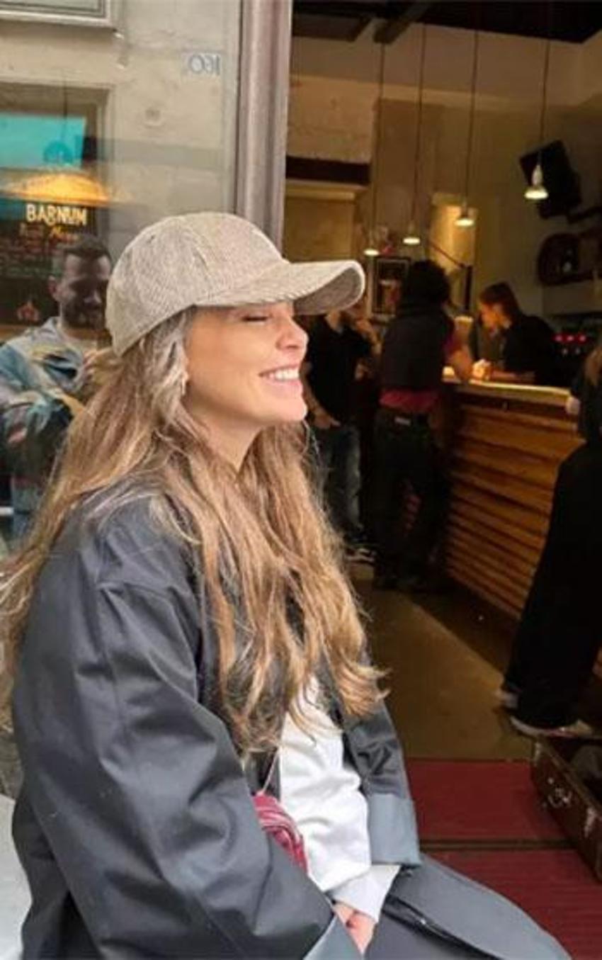 Aslı Enver doğum kilolarından kurtuldu: Havuz pozu çok beğenildi