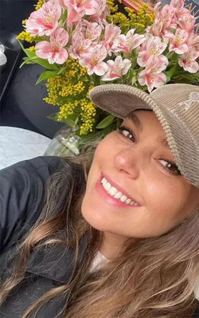 Aslı Enver doğum kilolarından kurtuldu: Havuz pozu çok beğenildi