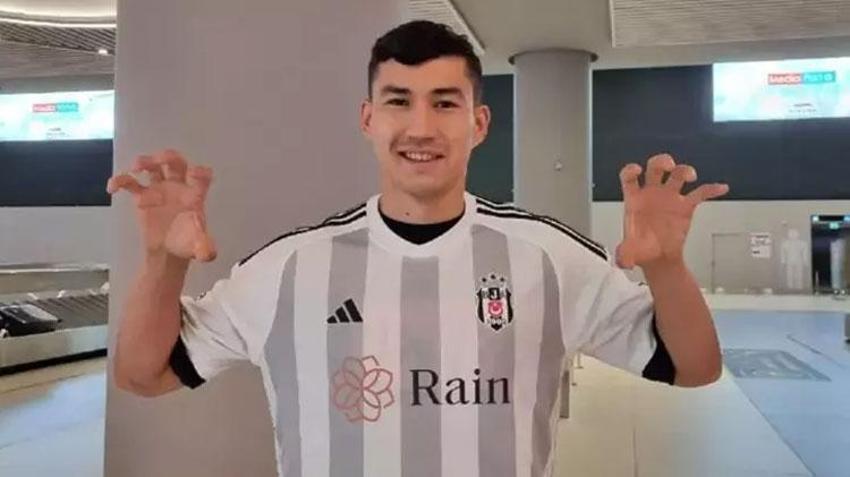 Beşiktaş son transferini resmen açıkladı! Genç futbolcu ile 4 yıllık sözleşme: Kale hariç her yerde oynayabiliyor