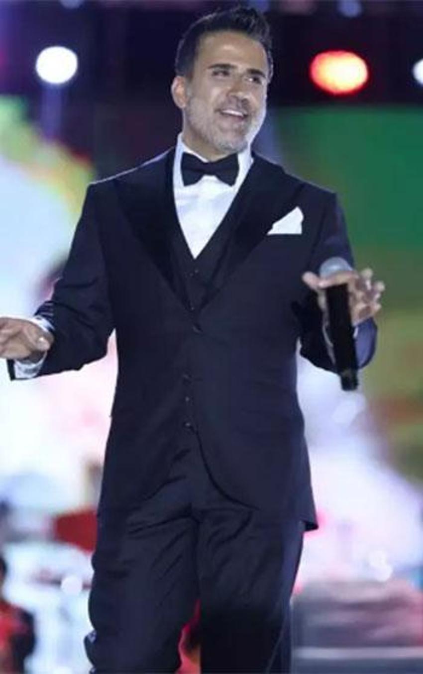 Emrah'ın çocuklarıyla verdiği poz tepki çekti!
