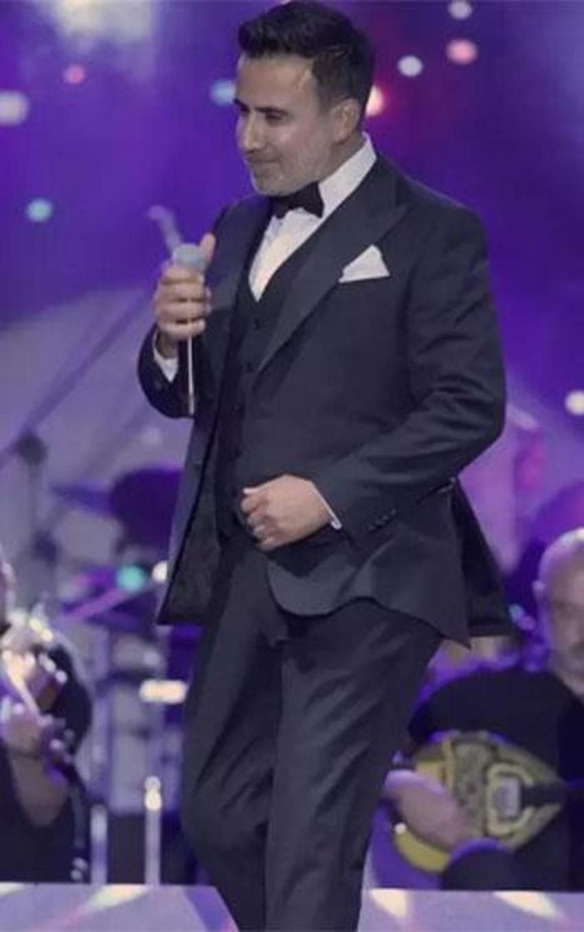 Emrah'ın çocuklarıyla verdiği poz tepki çekti!