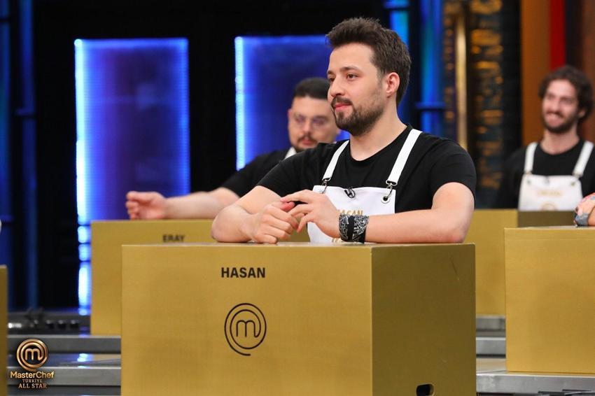 O geldi Somer Şef Sergen ve Tahsin'e lafı soktu! MasterChef All Star'da Hasan ilk raconu kesti!