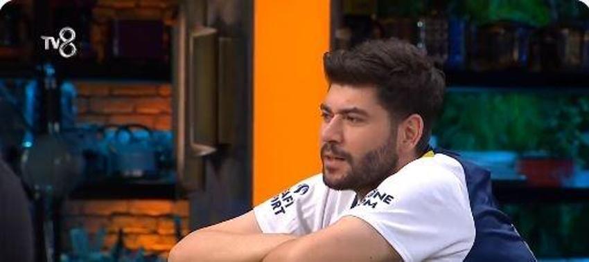 O geldi Somer Şef Sergen ve Tahsin'e lafı soktu! MasterChef All Star'da Hasan ilk raconu kesti!
