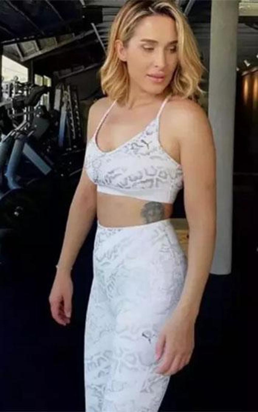 Survivor Sema Aydemir eski mesleğine geri döndü