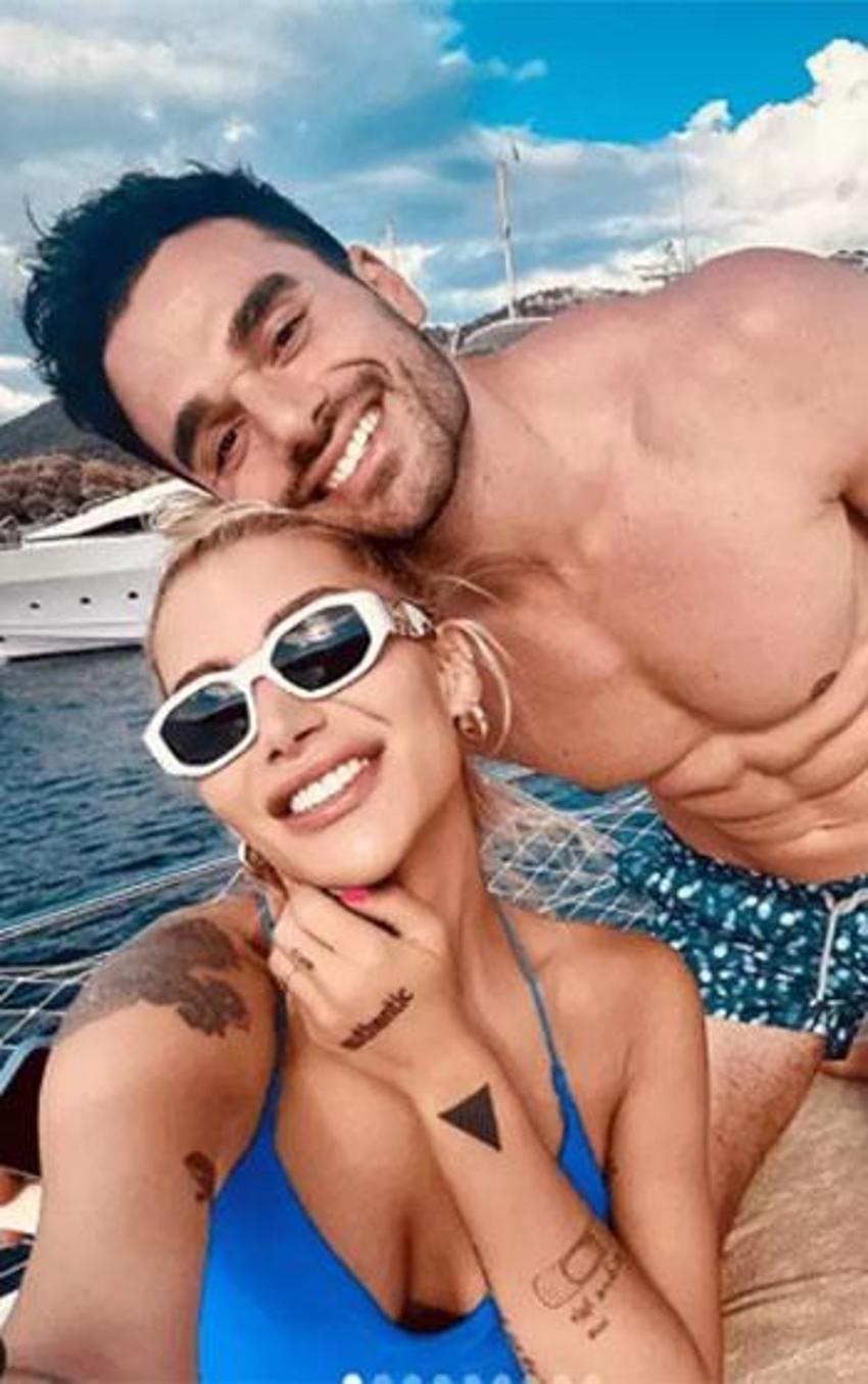 İrem Derici İspanya tatilinde yakınmaya başladı! Takipçileri tepkisiz kalamadı 