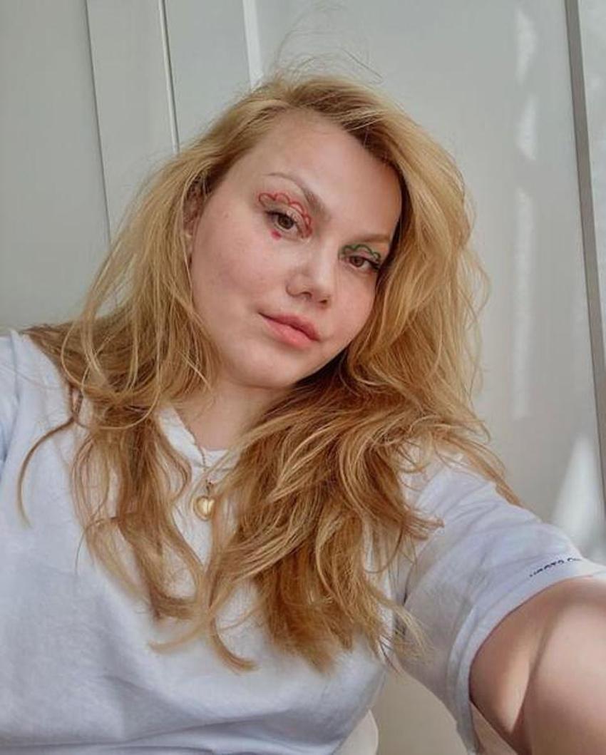 Eşi tarafından 32 yerinden bıçaklanan YouTuber Merve Veziroğlu’ndan ilk paylaşım geldi!