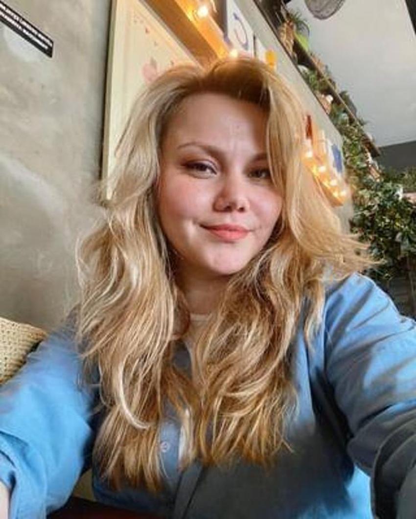 Eşi tarafından 32 yerinden bıçaklanan YouTuber Merve Veziroğlu’ndan ilk paylaşım geldi!