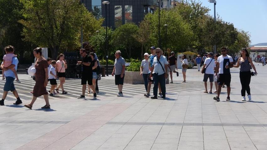 Eris varyantı ile ilgili yeni açıklama! Eylül ayı işaret edildi, yeniden aşı mı olacağız?