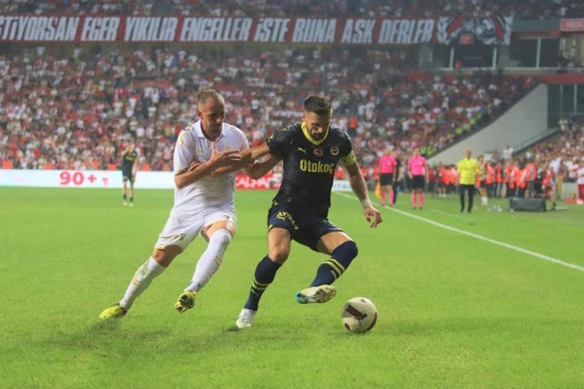 Ali Koç'a seslendi: Konuşmak zorunda, yanlış yapıyor! Morali bozuksa hemen gönderin