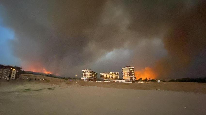 Çanakkale'de orman yangıyla mücadele sürüyor! Bakan Yumaklı son durumu açıkladı