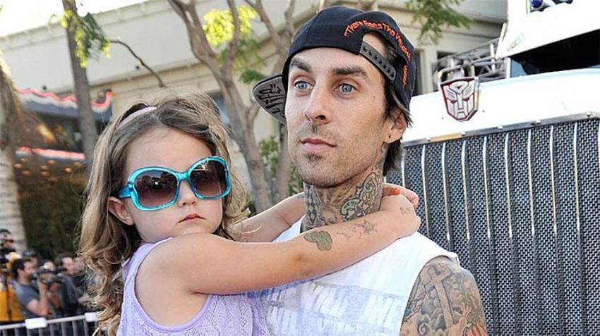 Travis Barker'ın kızı isyan etti: 'Madem şişmanım hepinizi yiyeceğim'
