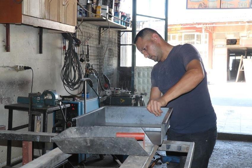 İnternette izlediği videolar kazanç kapısı açtı! Hurdaları maddi kazanca dönüştürdü