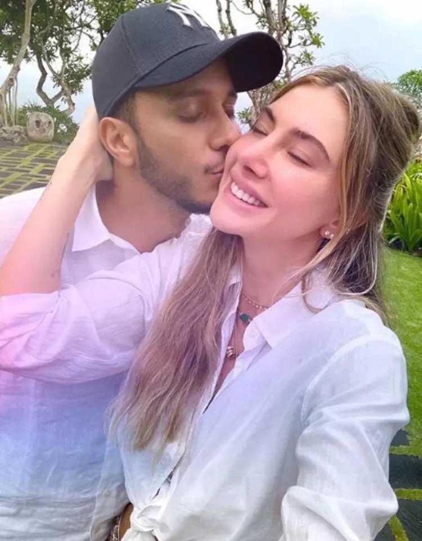 Şeyma Subaşı Tuvana Türkay'ın eski sevgilisi İzzet Antebi ile aşk mı yaşıyor? 'Gece boyu eğlendiler'