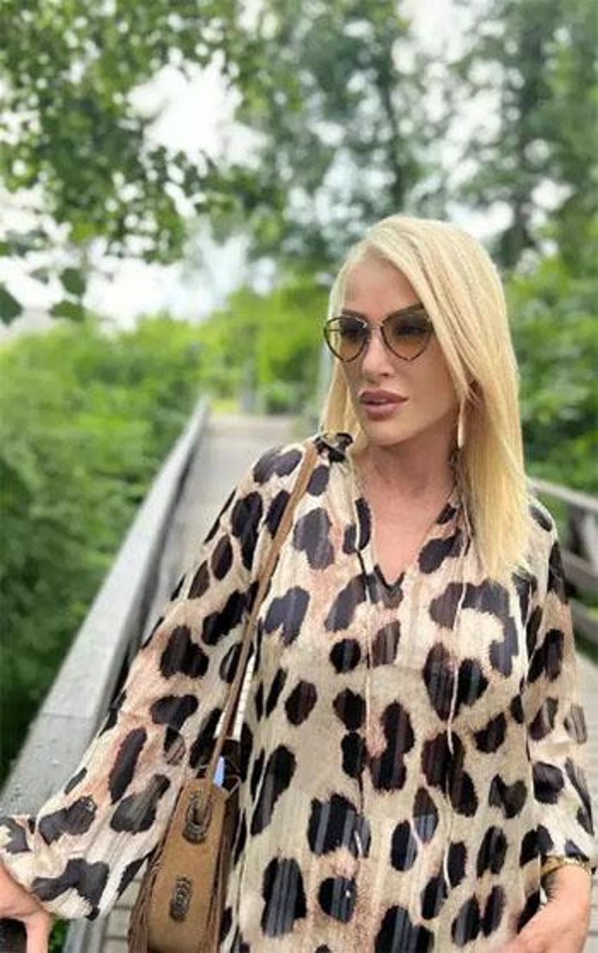 Seda Sayan yine estetik yaptırdı: 'Dekolte Canavarı' için doktorun kapısını çaldı