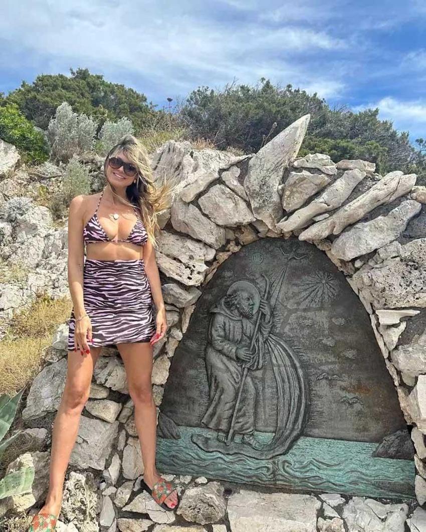 50 yaşındaki Heidi Klum yıllara meydan okuyor! Kusursuz fiziğin sırrı diyetini paylaştı!