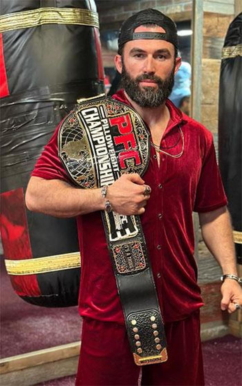 Sağlık sorunlarıyla boğuşan Survivor Turabi'den üzen haber: 'Beş parasız halime geri döndüm'