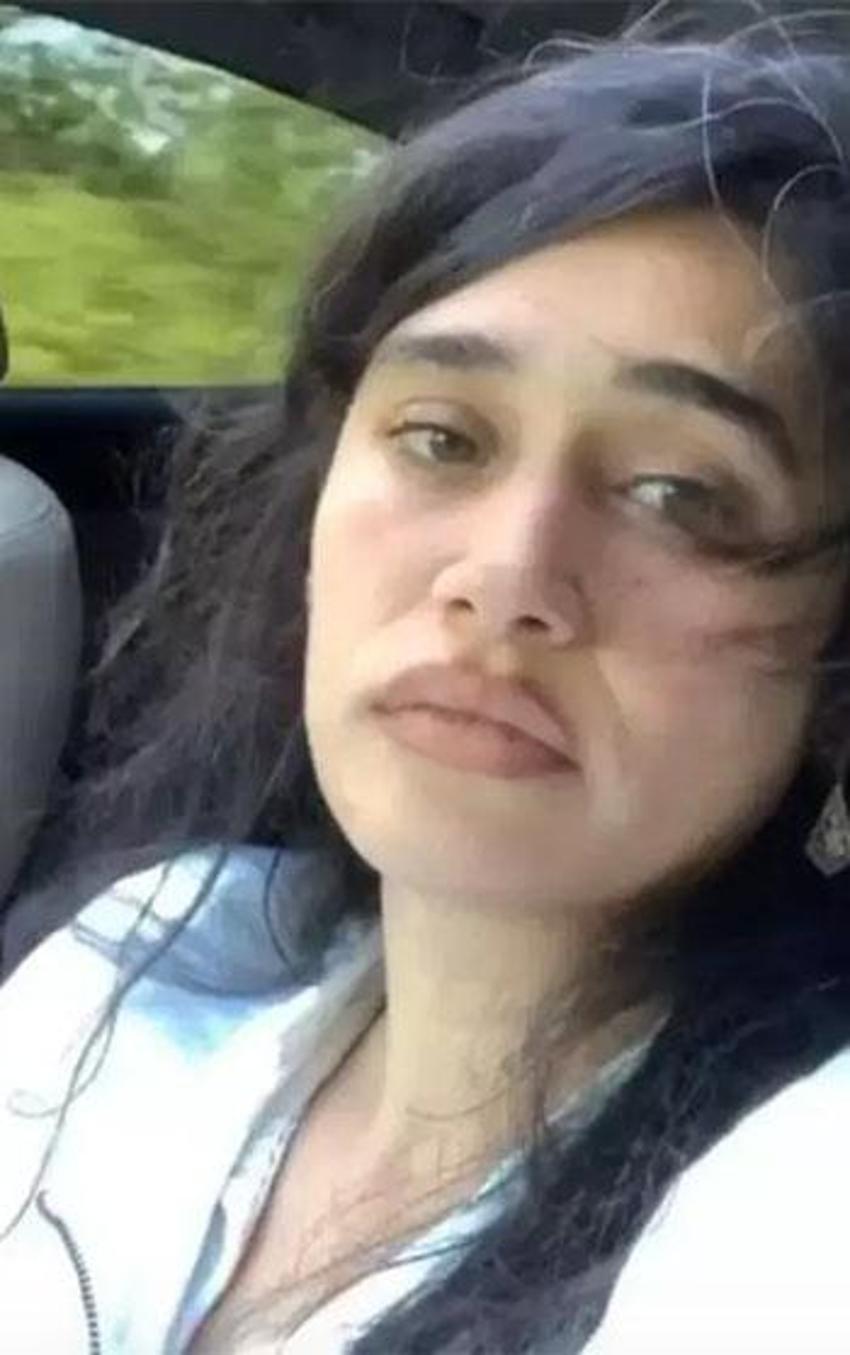 Meltem Miraloğlu'dan şaşırtan poz! 84 yaşındaki Patrick Grady ile evliliği çok konuşulmuştu