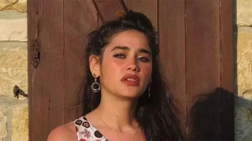 Meltem Miraloğlu'dan şaşırtan poz! 84 yaşındaki Patrick Grady ile evliliği çok konuşulmuştu