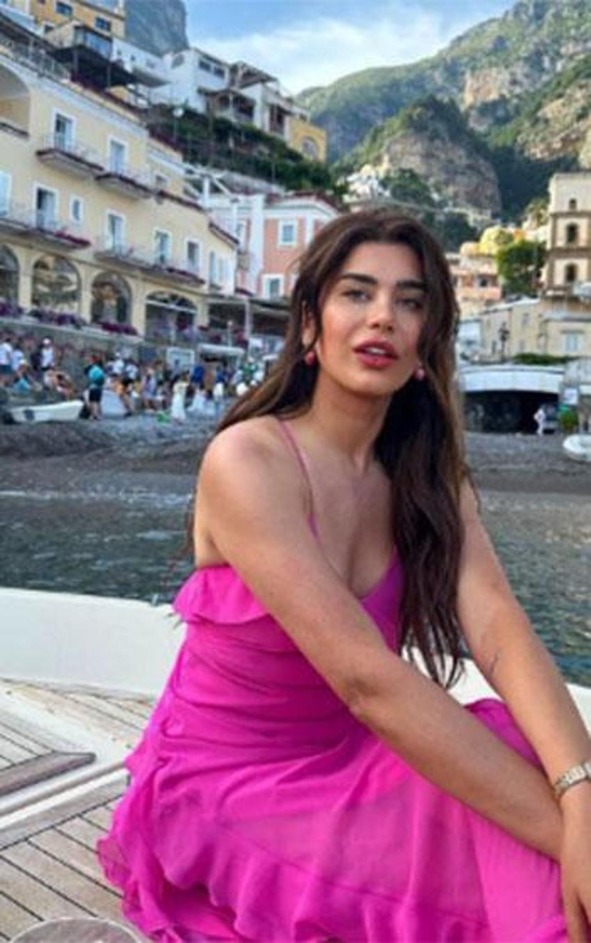 Ebru Şancı'dan güldüren paylaşım: 'Böyle beceriksiz kadınlar da koca buluyor'