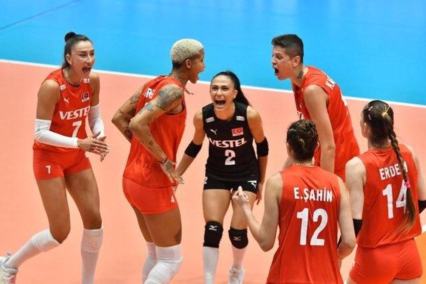 Grupta son maç! Filenin Sultanları Almanya'ya bilendi! Almanya Türkiye voleybol maçı hangi kanalda?