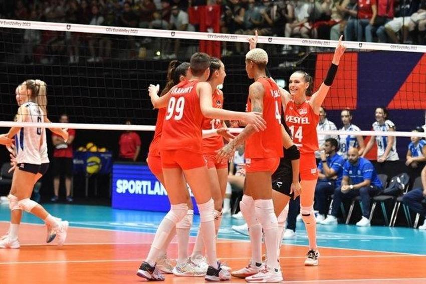 Grupta son maç! Filenin Sultanları Almanya'ya bilendi! Almanya Türkiye voleybol maçı hangi kanalda?