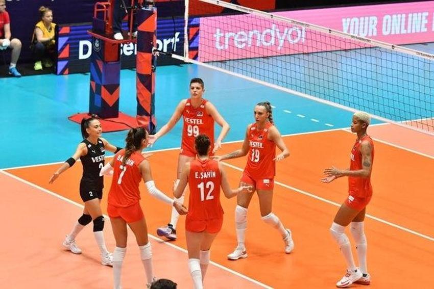 Grupta son maç! Filenin Sultanları Almanya'ya bilendi! Almanya Türkiye voleybol maçı hangi kanalda?