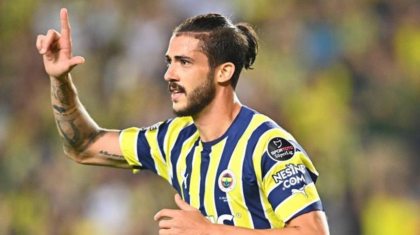 Jorge Jesus takımdan kovmuştu! Dünyaca ünlü golcü Süper Lig devine gidiyor