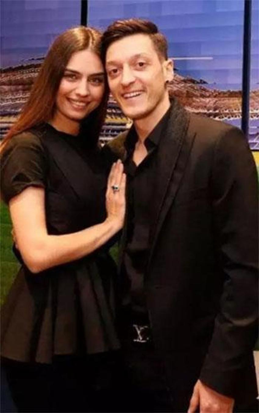 Amine Gülşe'den radikal karar: İlk yorum eşi Mesut Özil'den geldi