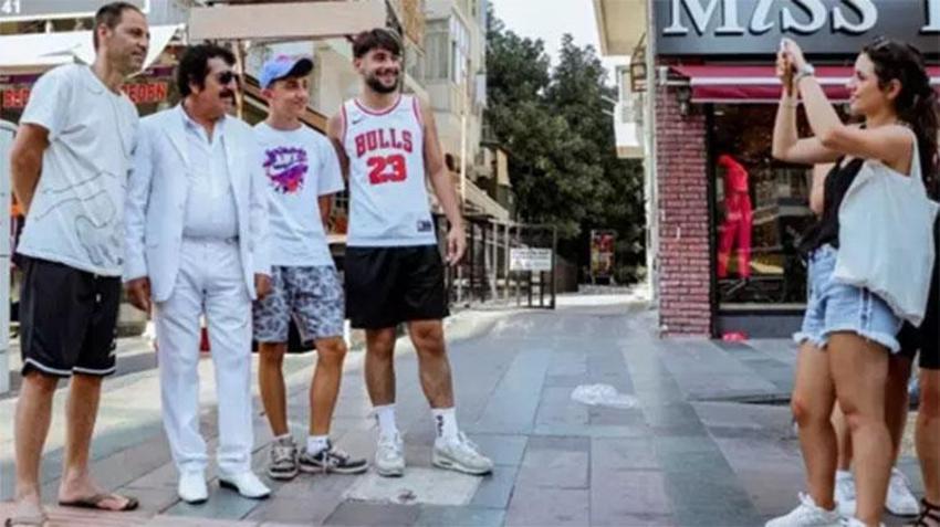 Müslüm Gürses'e olan benzerliği herkesi şaşırttı! 'Beni gören Allah rahmet eylesin diyor'