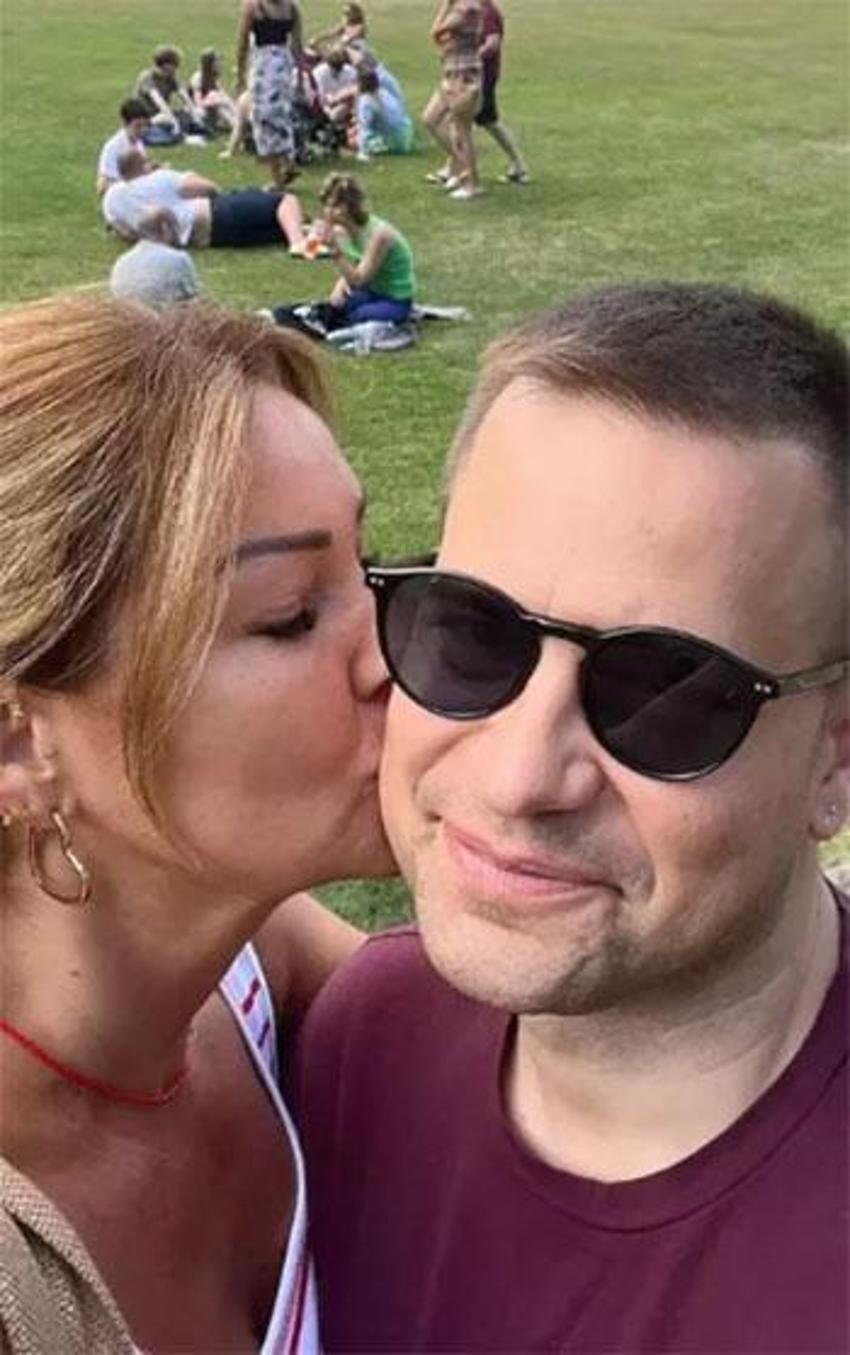 Pınar Altuğ'u kızdıran mesaj: Eşiyle ilgili gelen yoruma sinirlendi
