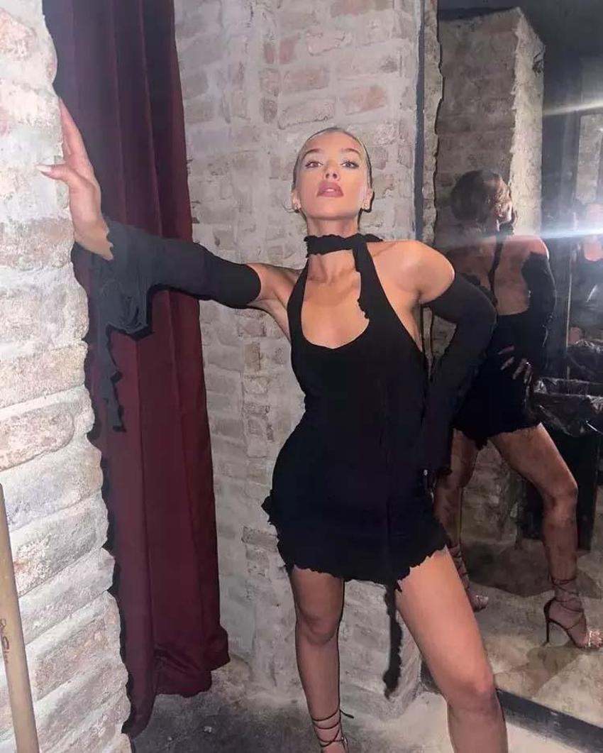 Melisa Döngel'den ilginç güzellik sırrı: Benden size yeni bir bilgi, basur kremi sürün!
