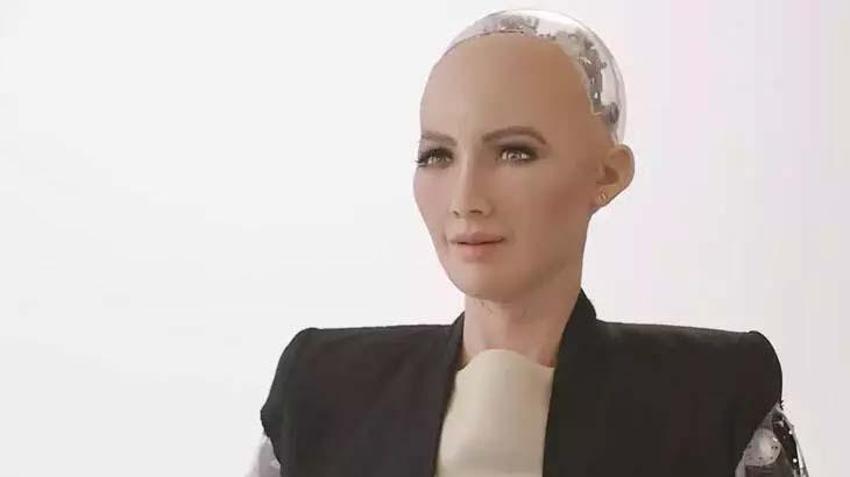Gain Sophia | Gain ücret ne kadar, Gain ücretsiz izlenir mi? Açık Mikrofon Sophia yayınlandı mı? Gain TV paralı mı, ücretsiz mi