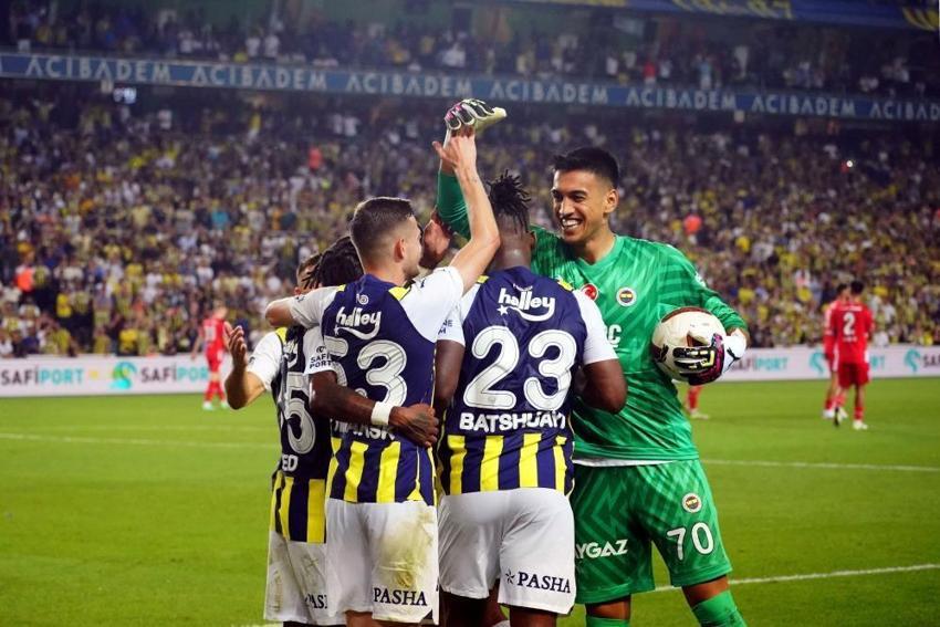 Herkes 6 numarayı beklerken sağ kanat geliyor! Fenerbahçe'den 15 milyon euroluk sürpriz