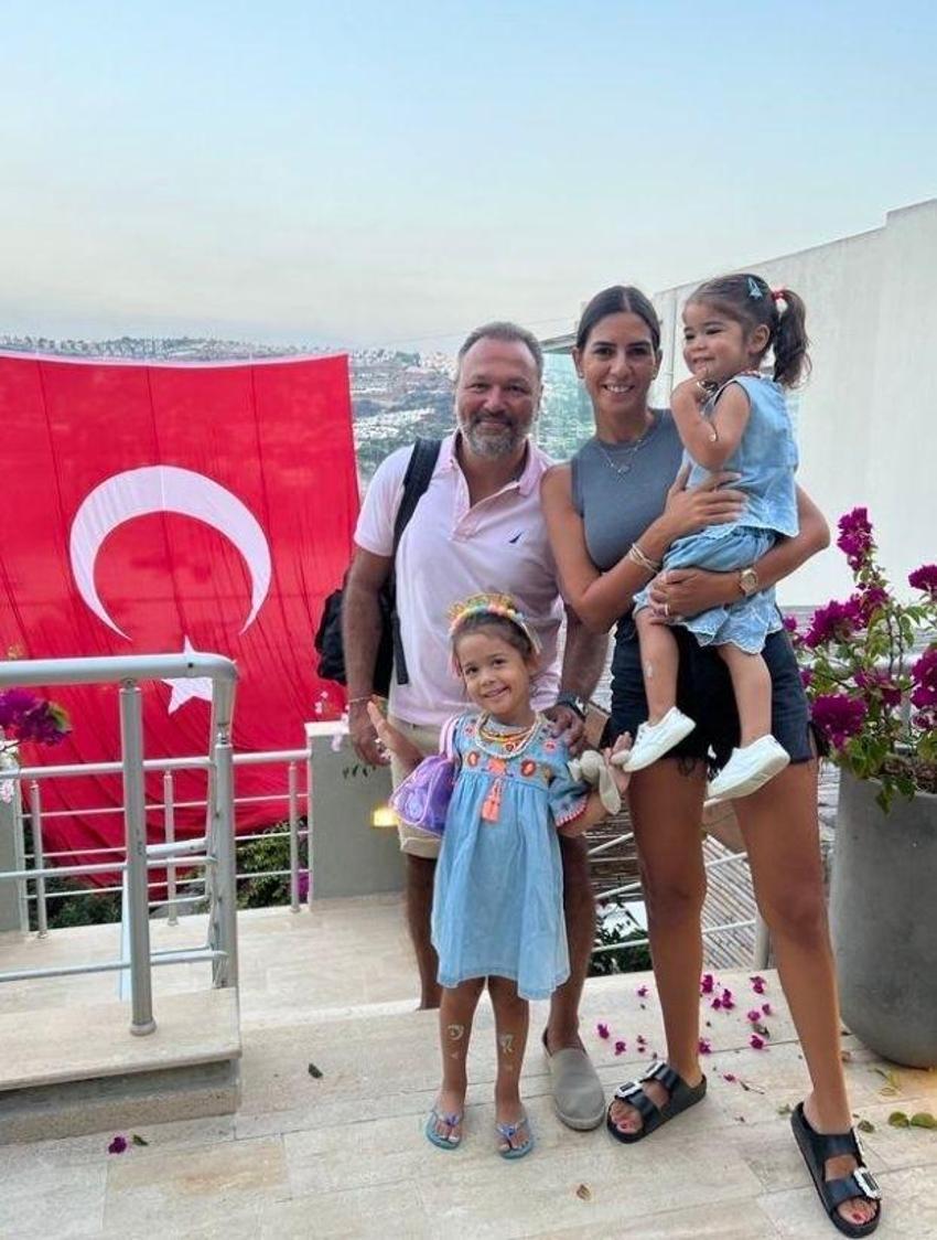Ünlülerin 30 Ağustos Zafer Bayramı mesajları