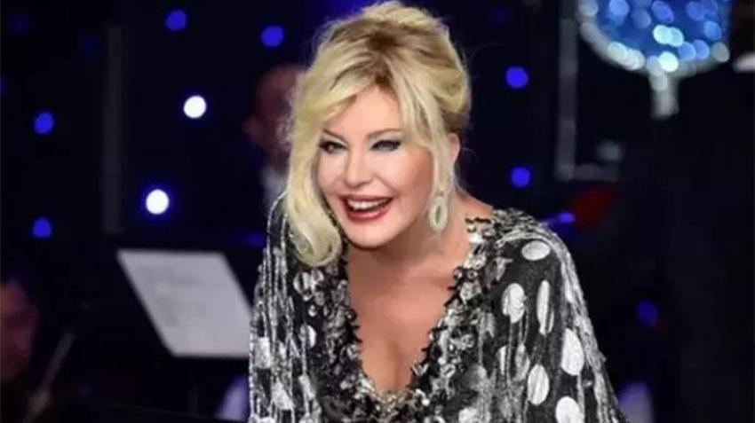 Emel Sayın'dan üzen haber: Yürüyemez hale geldi, 3. kez ameliyata alındı
