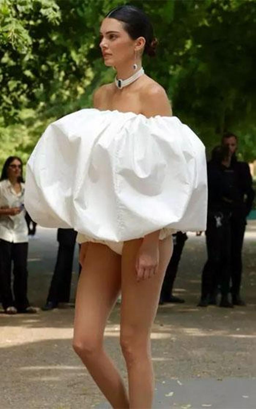 Utanç verici pozlar: Ünlülerin geçmişteki Instagram paylaşımları ortaya çıktı