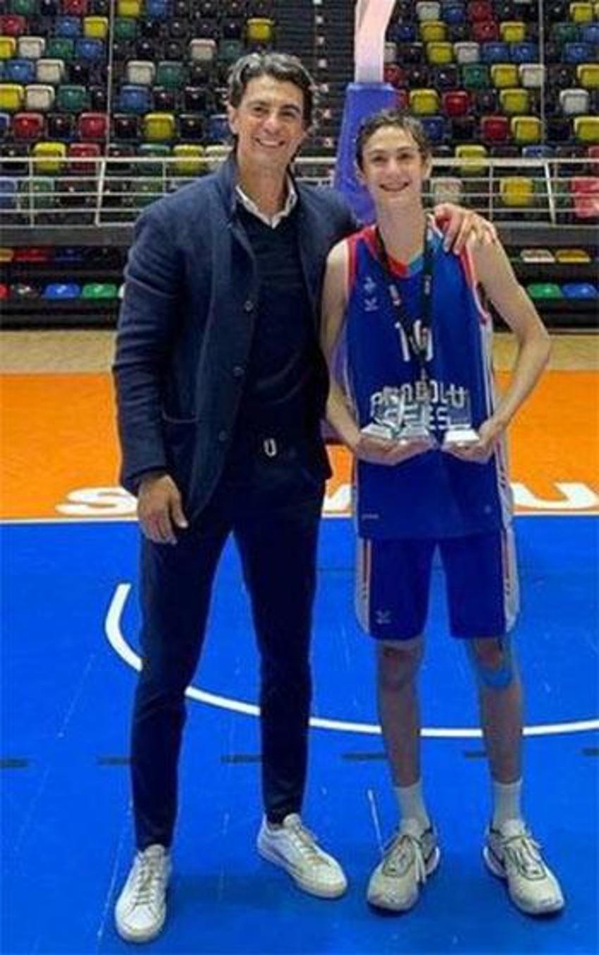 Demet Şener'den İbrahim Kutluay'a sitem: İnsan bununla ilgili gazeteye çıkmaya utanır