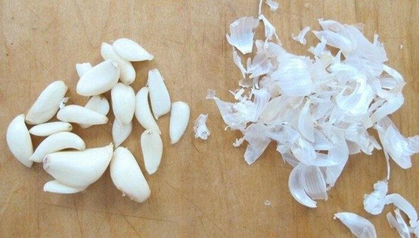 Asıl şifa kabuğunda saklı: Sarımsak kabuğunun faydaları listeye sığmıyor!