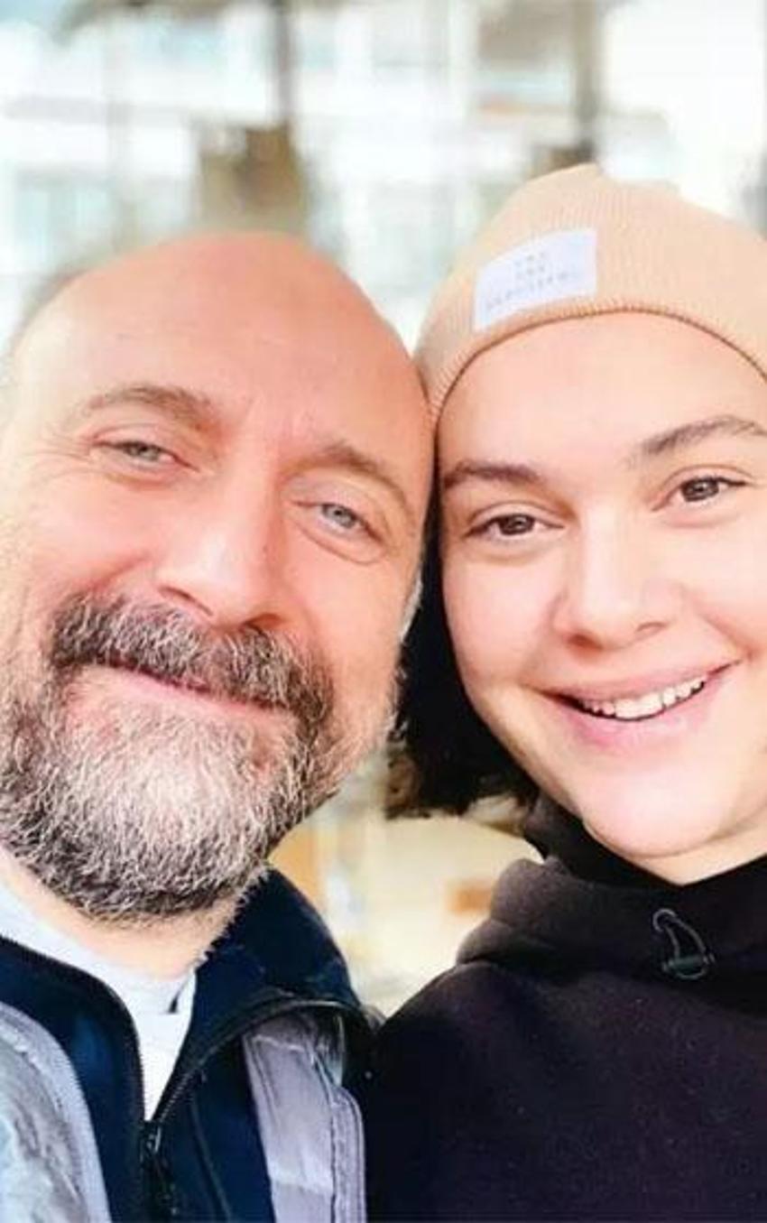 Bergüzar Korel beyaz bikinisiyle görenleri mest etti: Fit fiziğiyle hayran bıraktı