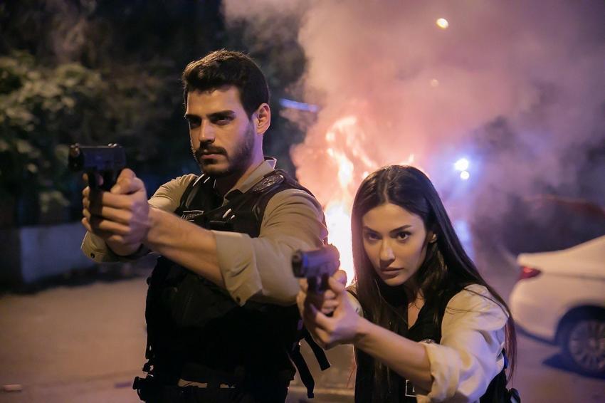 Arka Sokaklar 18. sezon oyuncları: Arka Sokaklar saat kaçta başlıyor?