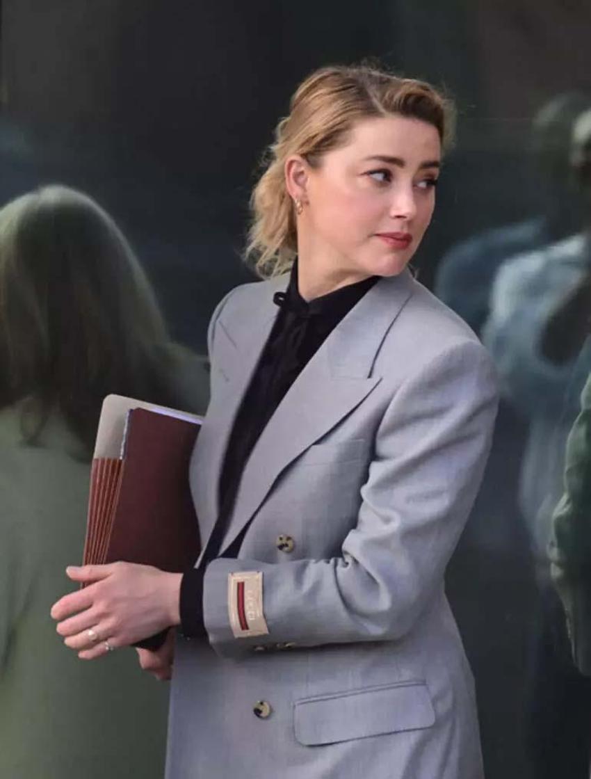 Amber Heard olaylı davayı kaybettikten sonra koltuk değnekleriyle görüntülendi!