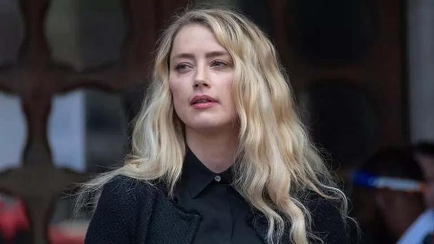 Amber Heard olaylı davayı kaybettikten sonra koltuk değnekleriyle görüntülendi!