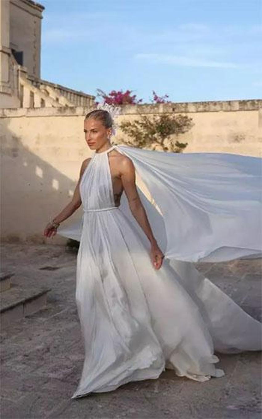 Burcu Esmersoy hamile mi? Ve beklenen açıklama geldi 