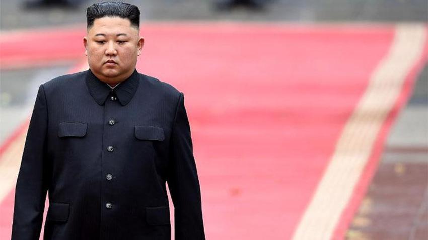 Batı tarzı giyinmeyi yasaklamıştı: Kuzey Kore lideri Kim Jong-un ayakkabılarıyla şaşırttı
