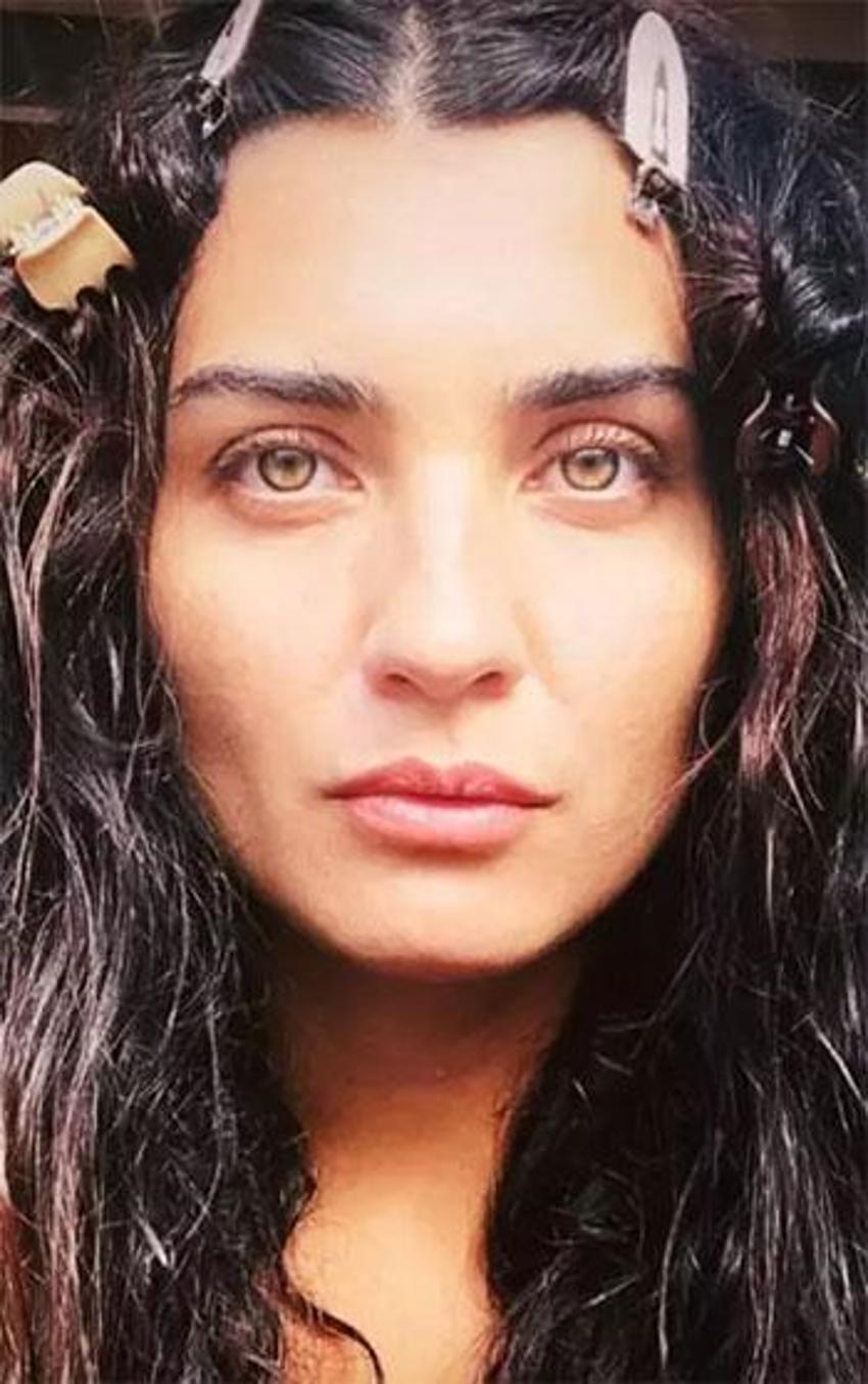 'Lüks nedir?' videosuyla gündem olmuştu: Tuba Büyüküstün'den Paris paylaşımı
