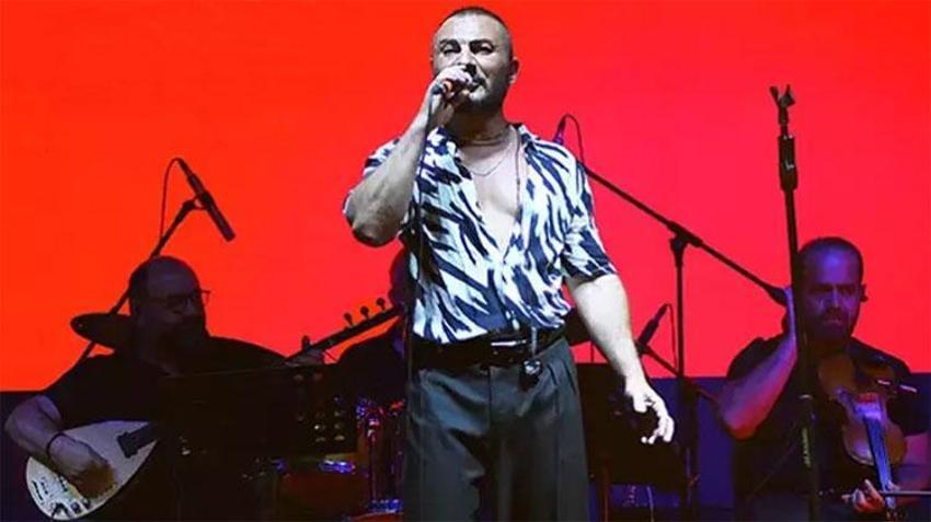 Rober Hatemo sahnede terör estirdi: 'Kim size başlayın dedi'